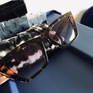 NWOT TRENDY CATEYE GLASSES